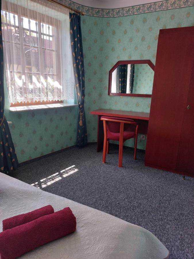 Pensjonat Olenka Ustka Exteriör bild